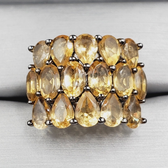 Jewelry - Genuine Pear Shaped Citrine Black Rhodium / 925 Sterling Silver Statement Ring